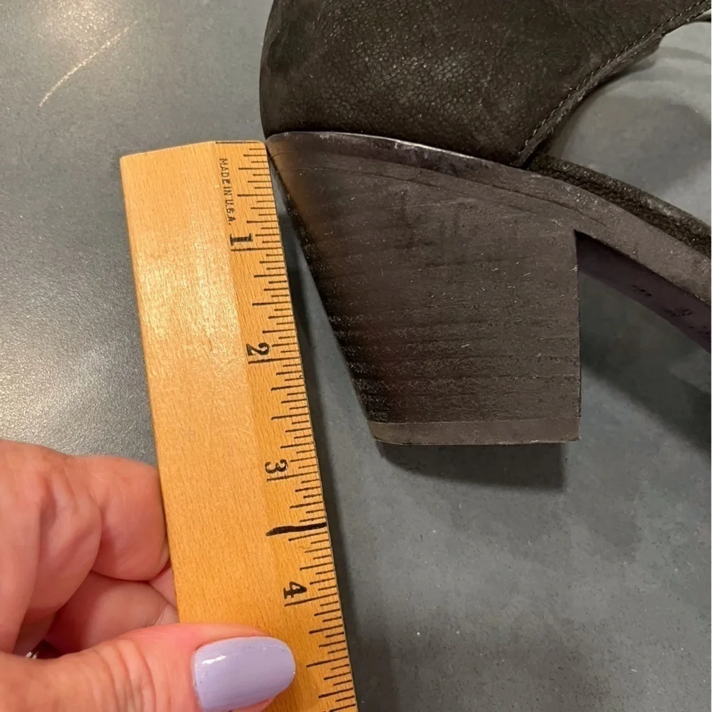 Eileen Fisher eileen fisher